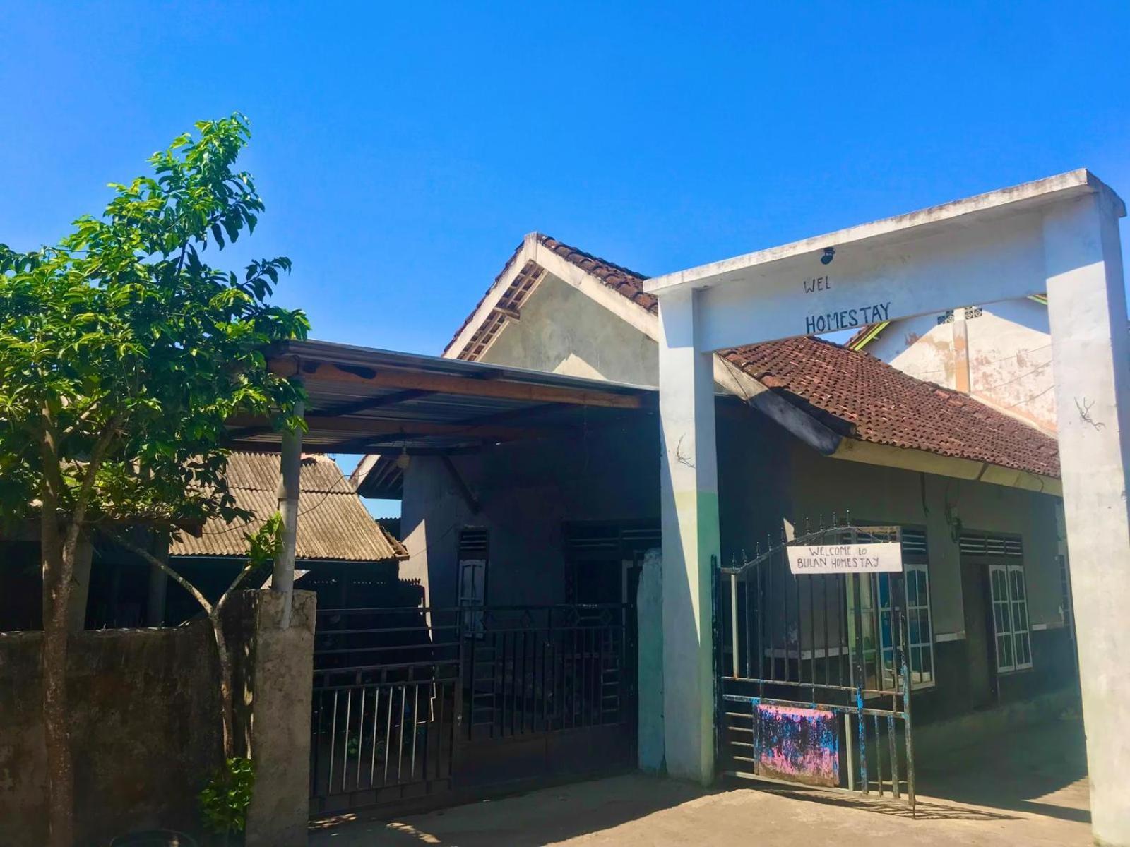 Bulan Homestay Plambi Exterior photo